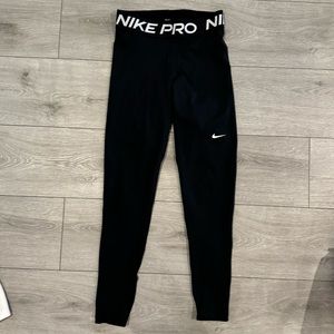Nike Pro leggings